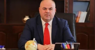 Lirohet Safet Gjici, ish-kryebashkiaku i Kukësit lë qelinë për shkak të gjendjes së rënduar shëndetësore