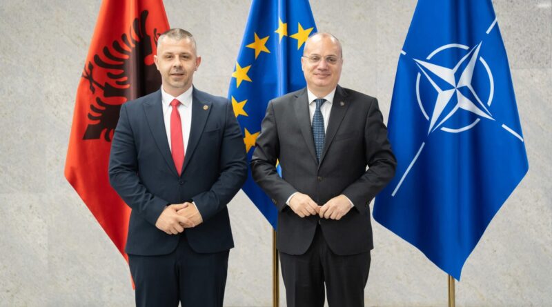 Kryetari i KKSh-së, Enkel Rexhepi, takim me Ministrin Igli Hasani: Shqipëria ka rol të pazëvendësueshëm për shqiptarët e Luginës
