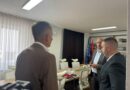 Rexhepi nuk pranon ta heq flamurin kombëtar – Martinoviqi lëshon objektin e KKSh-së pa filluar takimi
